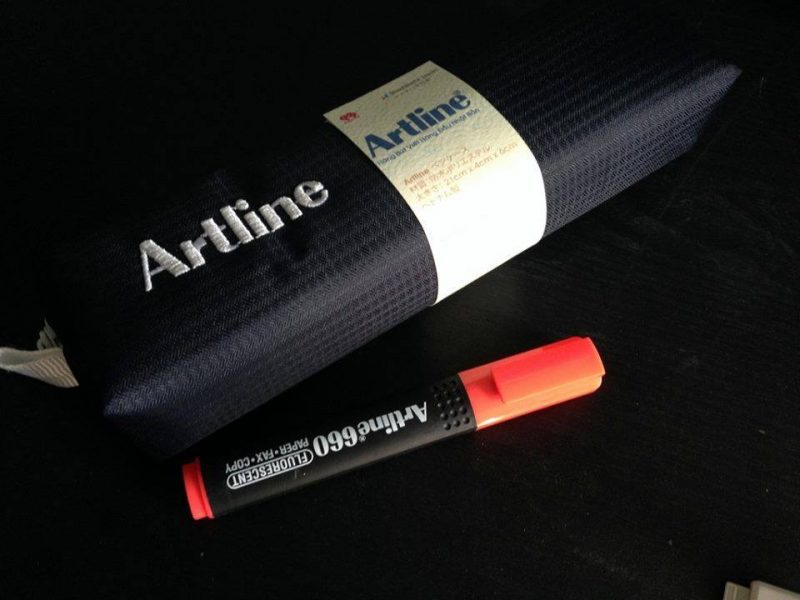 Bút dạ quang Artline 660 hộp bút